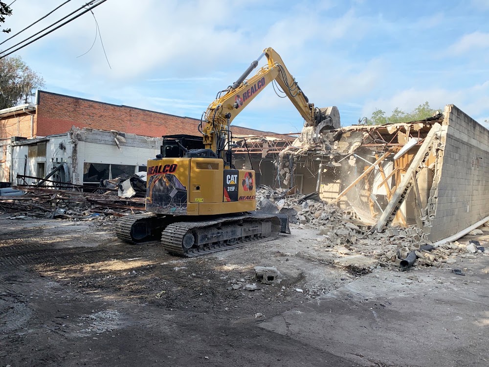 Interior Demolition | Restoration | Cleaning Services | Bin Rentals | Sandblasting Services | Pressure Washing